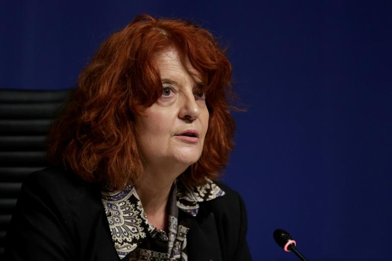 Vol au Louvre: cinq nouvelles interpellations, annonce la procureure de Paris