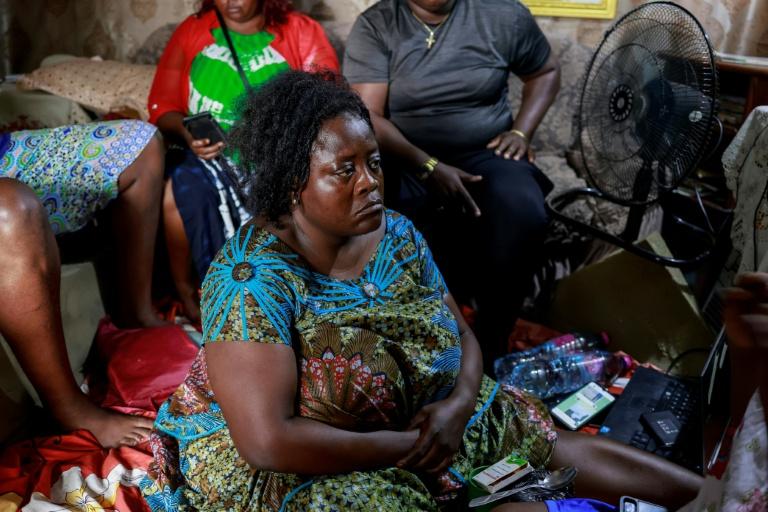 Présidentielle au Cameroun: à Douala, des familles endeuillées par les violences post-électorales