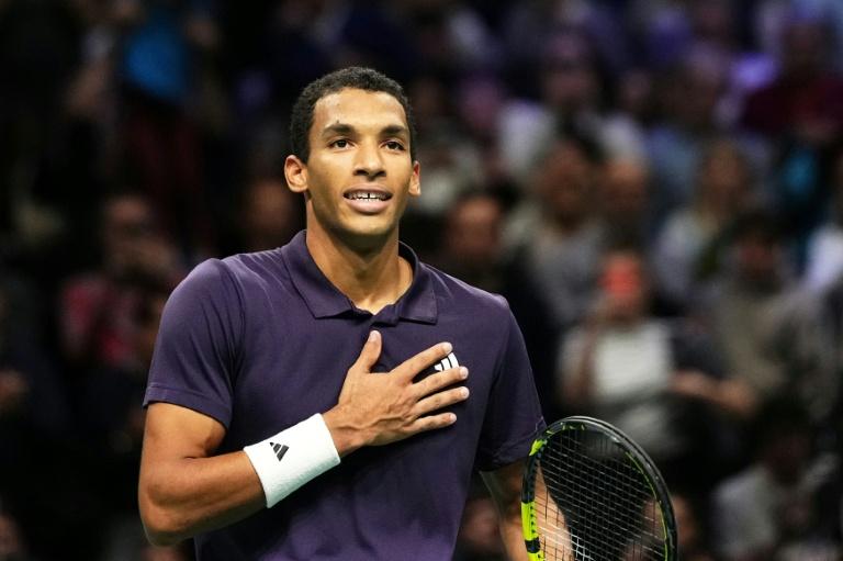 Masters 1000 de Paris: Auger-Aliassime défiera Sinner en finale