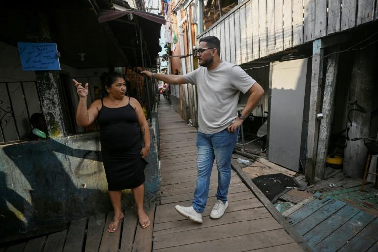 En marge de la COP30, une favela de Belem étouffe