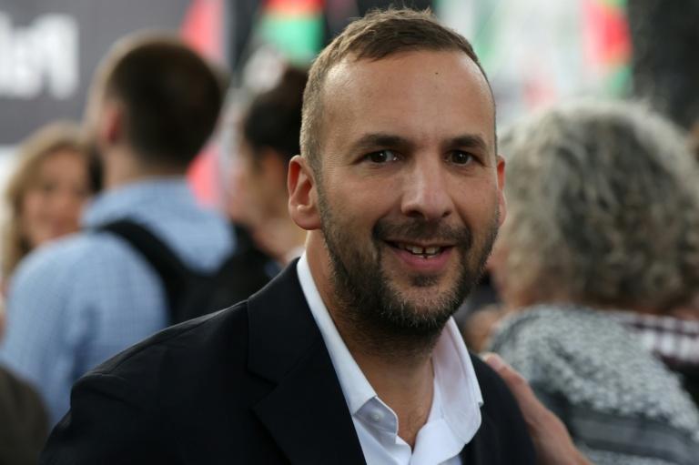 Royaume-Uni: Jeremy Corbyn lance officiellement son nouveau parti dans un paysage divisé à gauche