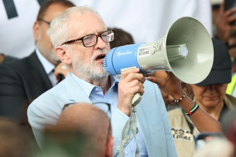 Royaume-Uni: Jeremy Corbyn lance officiellement son nouveau parti dans un paysage divisé à gauche