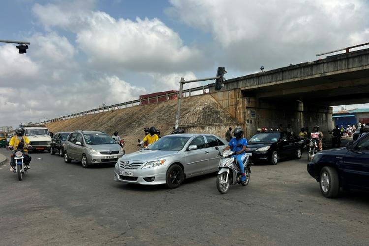 Tentative de coup d'État au Bénin, la présidence dit garder le contrôle