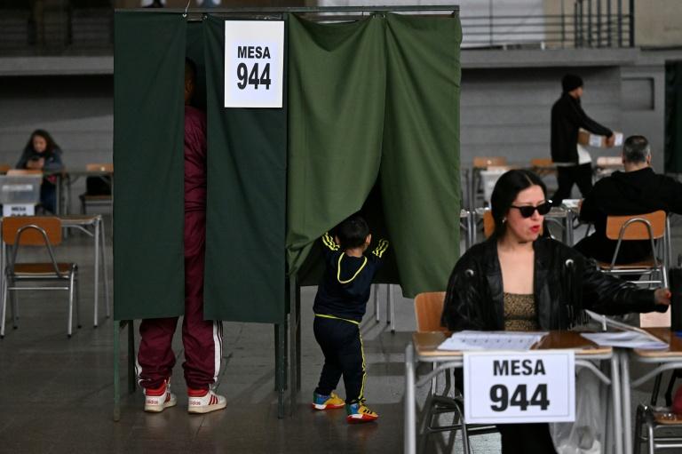 Le Chili élit son président, l