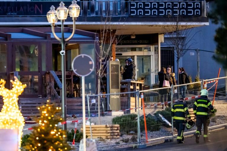 Suisse: des dizaines de morts présumés dans l'incendie d'un bar de la station de Crans-Montana