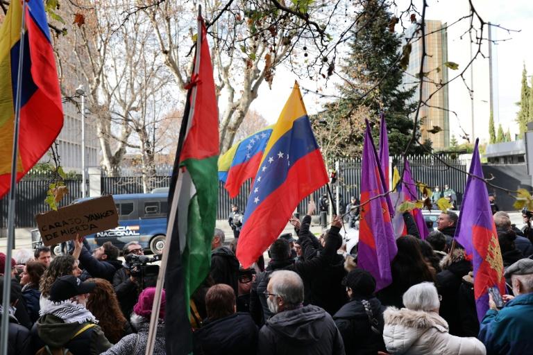 A Madrid, des milliers de personnes dénonçent l'"agression impérialiste" au Venezuela