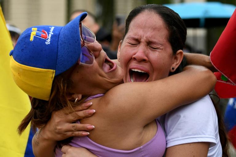 "Personne ne va se précipiter pour rentrer" : les exilés du Venezuela attentistes