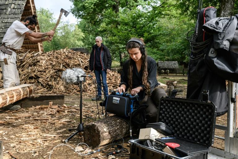Du château fort au laboratoire, une archéologue sonore ressuscite le passé