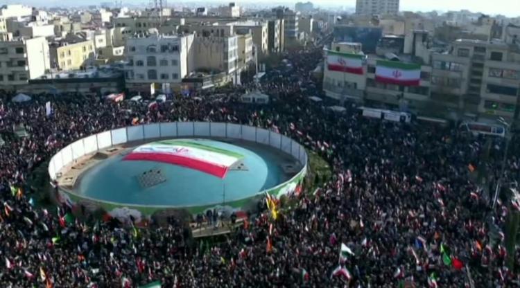 Face à la répression, Trump annonce des sanctions contre les partenaires de l'Iran