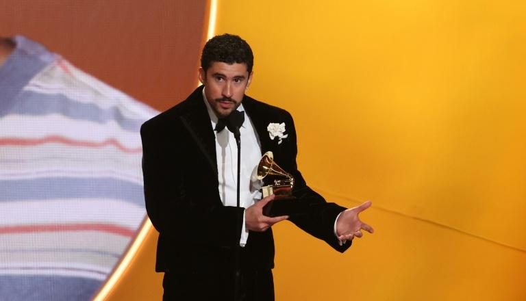 Bad Bunny couronné lors des 68e Grammy Awards, plaidoyer contre la politique migratoire de Trump