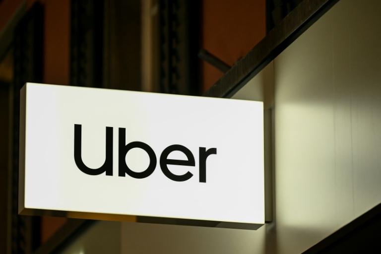L'Urssaf réclame 1,7 milliard d'euros à Uber, révèle la Revue21