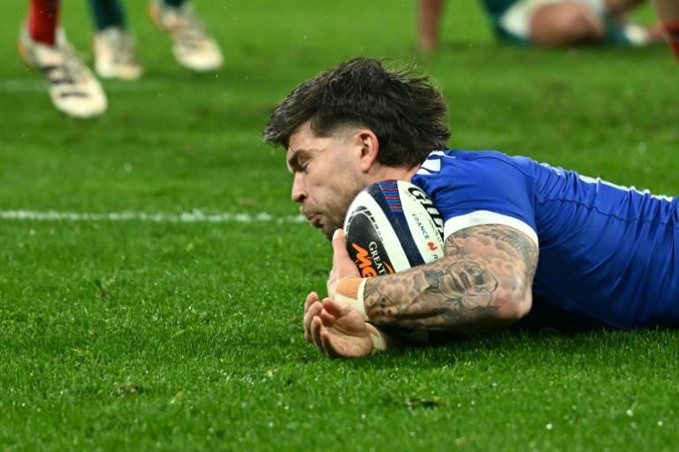 Six nations: le XV de France ouvre le Tournoi en corrigeant l
