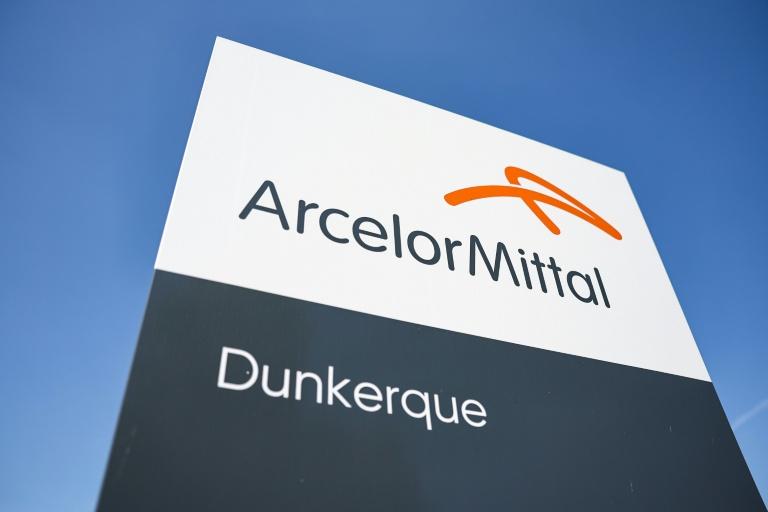 Macron à ArcelorMittal Dunkerque pour soutenir un "investissement massif" pour la décarbonation