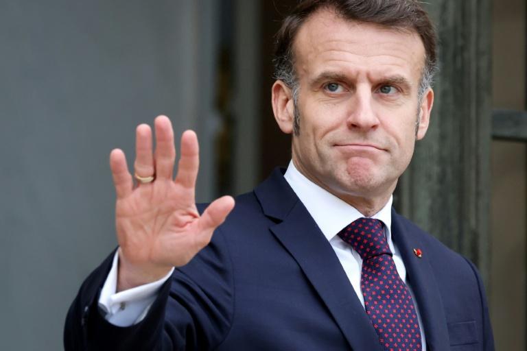 Macron à ArcelorMittal Dunkerque pour soutenir un "investissement massif" pour la décarbonation