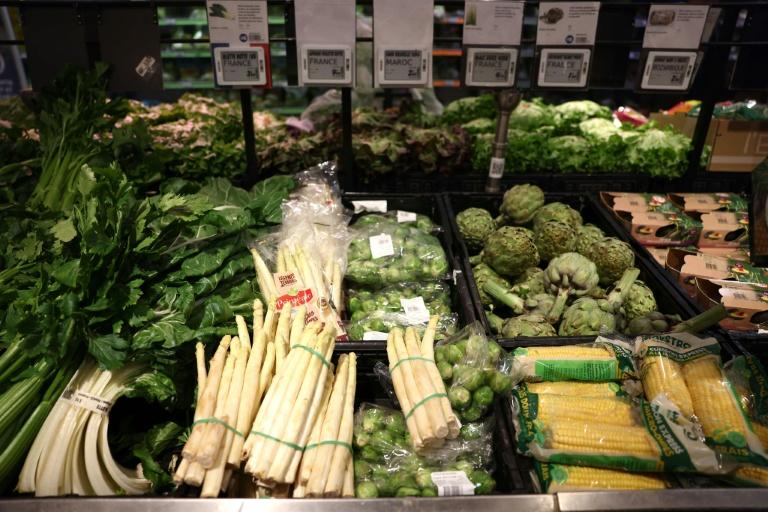 Fruits et légumes contre sodas: le débat sur les marges de la grande distribution relancé