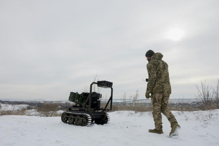 Le froid en Ukraine, défi technique et danger mortel pour les soldats