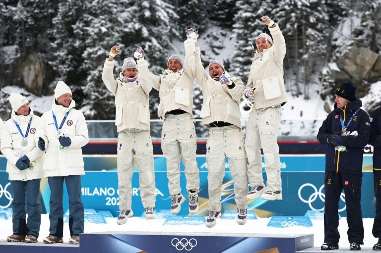 JO: les biathlètes français champions olympiques en relais, nouveau record de médailles aux Jeux d