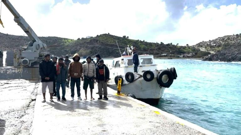 Grèce: au moins trois morts dans un naufrage d'un bateau de migrants