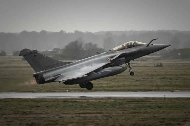 Les Rafale dopent les résultats de Dassault en 2025 dans un contexte "incertain"