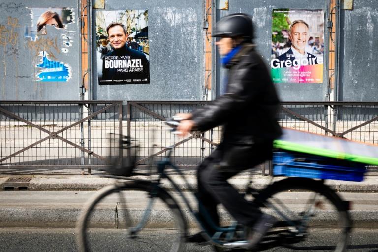 Match de meetings à Paris, débats en série... la campagne s
