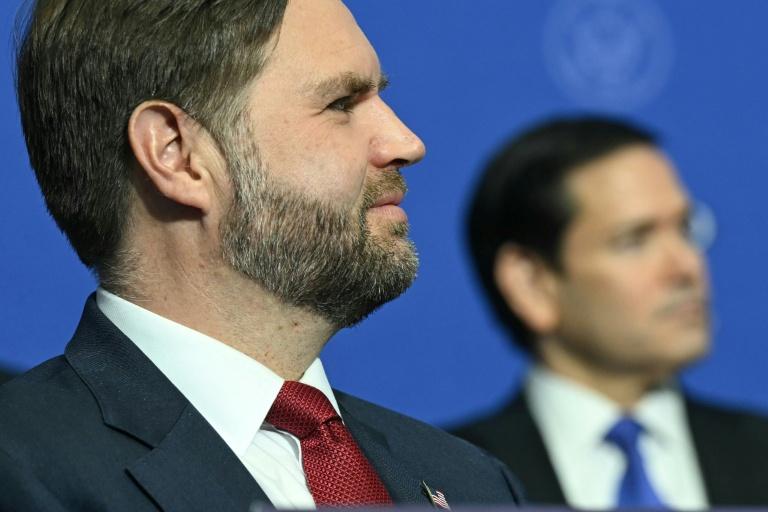 Vance vs. Rubio: le duel émergent pour succéder à Trump