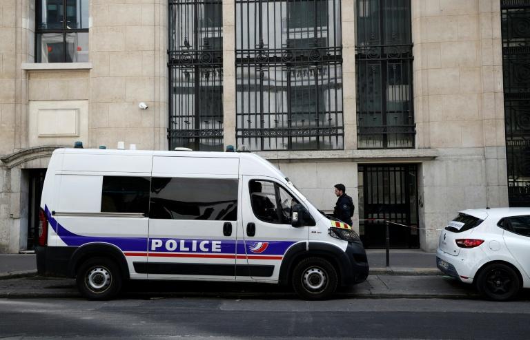 Un attentat à l'explosif devant la Bank of America déjoué à Paris
