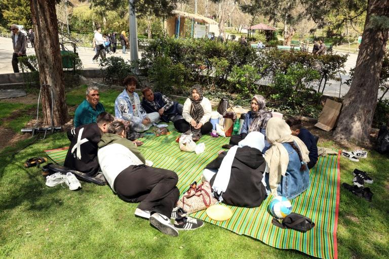 En Iran, musique, barbecue et détente malgré les menaces de Trump