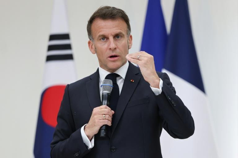 Macron promeut à Séoul sa "coalition des indépendants" face à Trump et la Chine