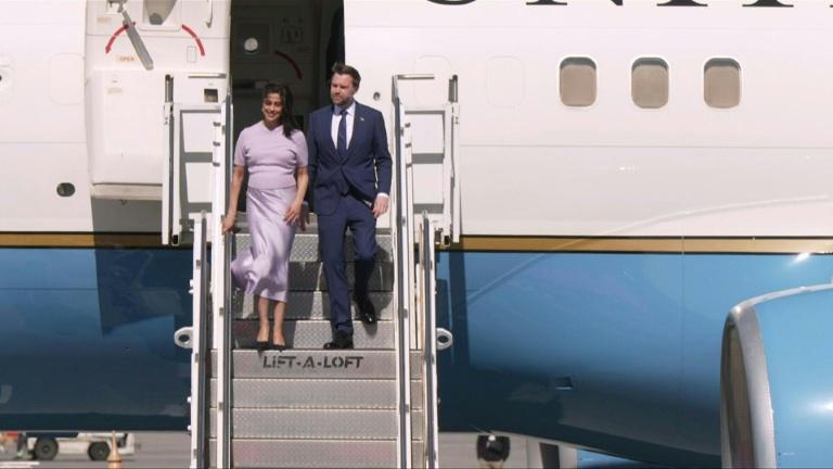 Le vice-président américain JD Vance est arrivé en Hongrie avant les législatives de dimanche