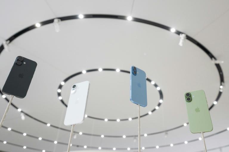 Surprise chez Apple, Tim Cook remplacé à la direction après 15 ans de mandat