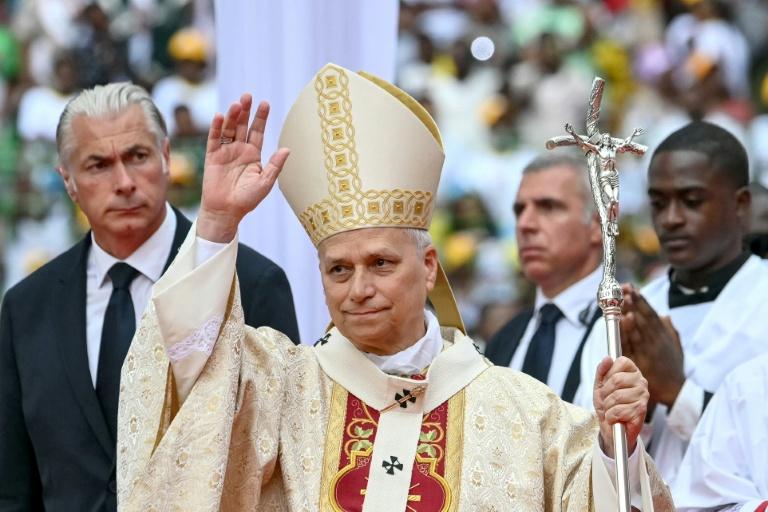 Léon XIV achève une tournée africaine au rythme effréné