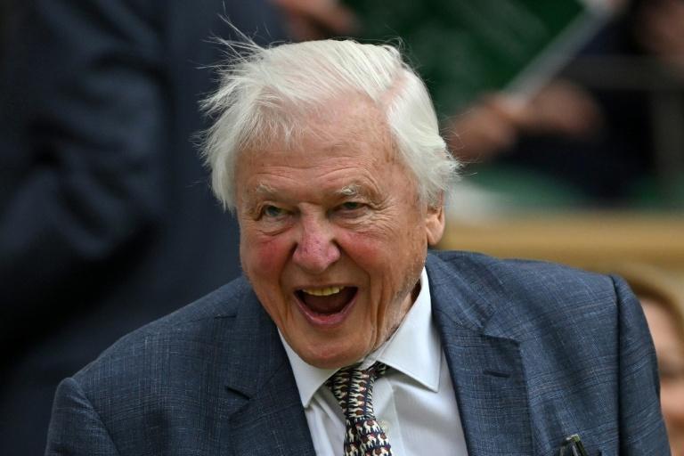 L'icône britannique David Attenborough, la voix de la nature, fête ses 100 ans
