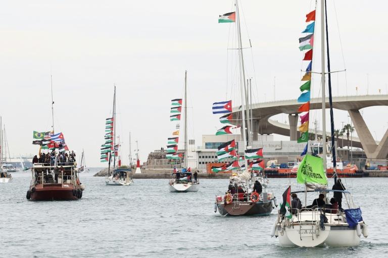 Grèce: des militants de "la flottille pour Gaza" débarqués en Crète