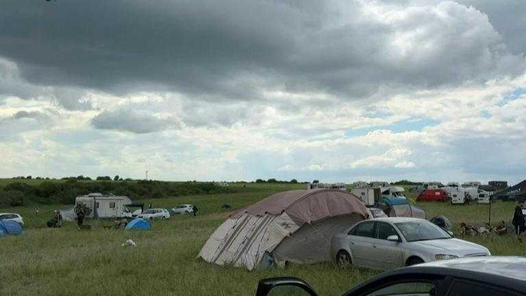 Le Teknival se vide petit à petit, encore plusieurs milliers de personnes sur place