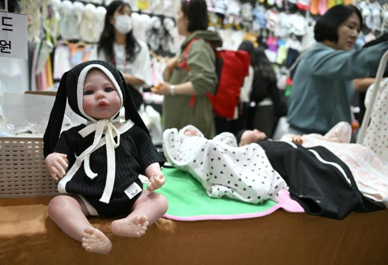La Corée du Sud, en déclin démographique, veut croire à un mini baby-boom