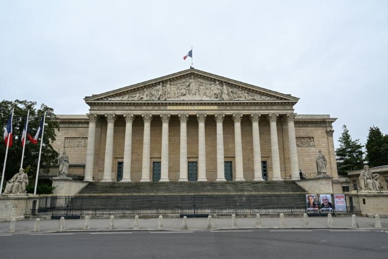 Dépenses militaires: l'Assemblée approuve 36 milliards de plus, suite des débats en suspens