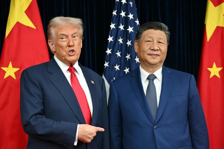 Trump écarte les inquiétudes autour de Taïwan avant de s'envoler pour Pékin