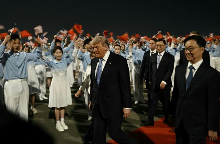 Trump arrive en Chine pour un sommet avec Xi Jinping aux lourds enjeux