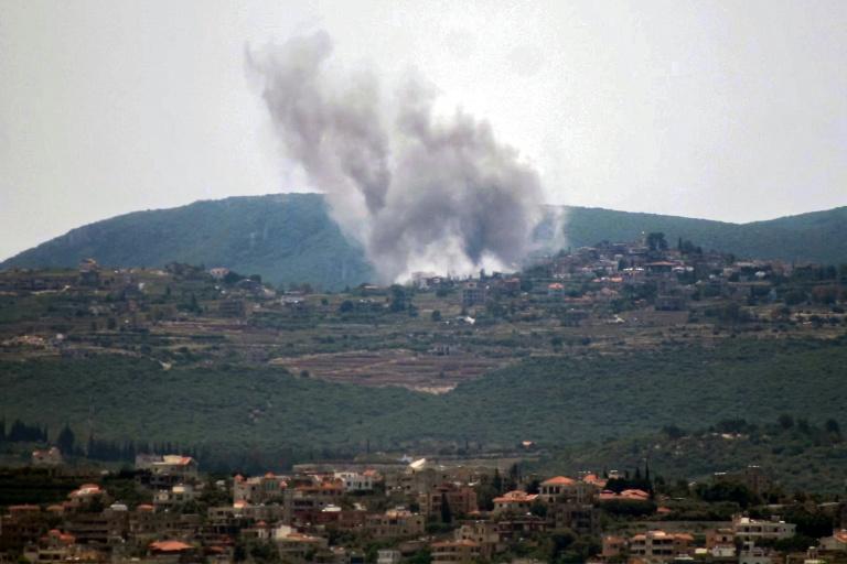 Liban: frappes israéliennes dans l'est et le sud, le Hezbollah pointe "une impasse"