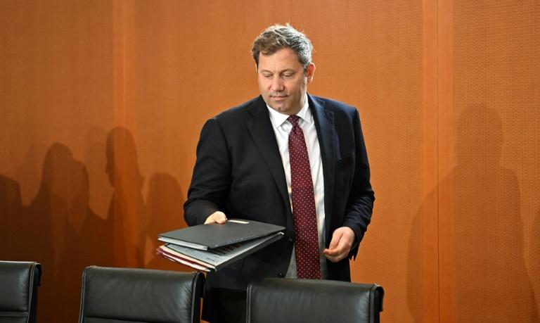 En plein conflit au Moyen-Orient, le G7 Finances à Paris au chevet de l'économie mondiale