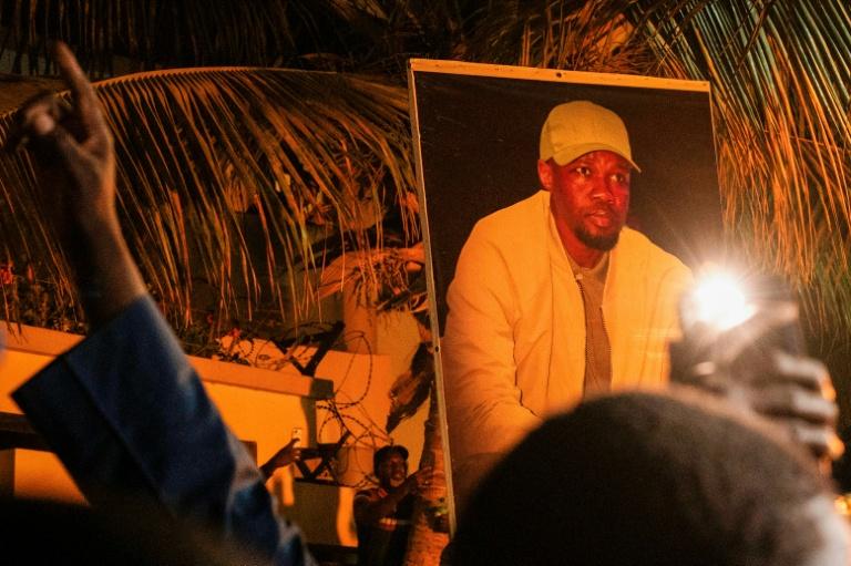 Le président sénégalais limoge son Premier ministre Ousmane Sonko