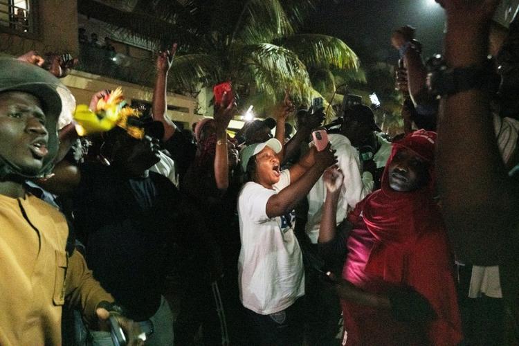 Le président sénégalais limoge son Premier ministre Ousmane Sonko