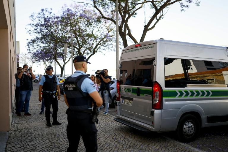 Enfants abandonnés au Portugal: l'audition de la mère et de son compagnon a repris