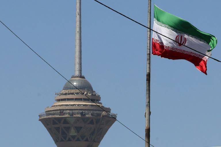 Les Etats-Unis frappent l'Iran malgré les progrès des négociations