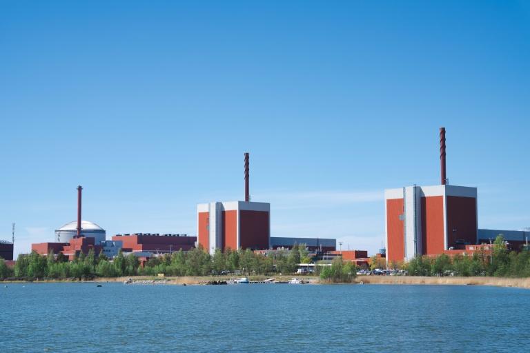 En Finlande, le combustible nucléaire usé radioactif sera bientôt enfoui sous terre