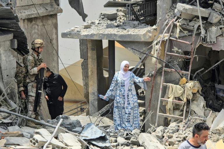 Israël bombarde Tyr après avoir déclaré "zone de combat" une vaste partie du sud du Liban