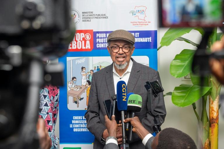 Ebola: le patron de l'OMS à Kinshasa, avant une visite à l'épicentre de l'épidémie