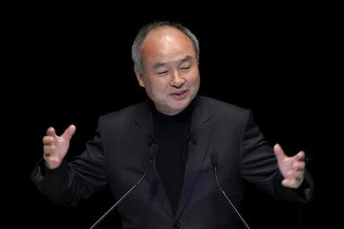 Choose France: le japonais SoftBank annonce un investissement record de 75 milliards d'euros lié à l'IA
