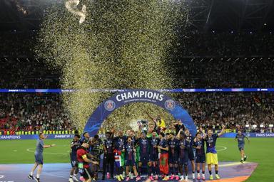 Ligue des champions: le PSG décroche une deuxième étoile au bout du suspense