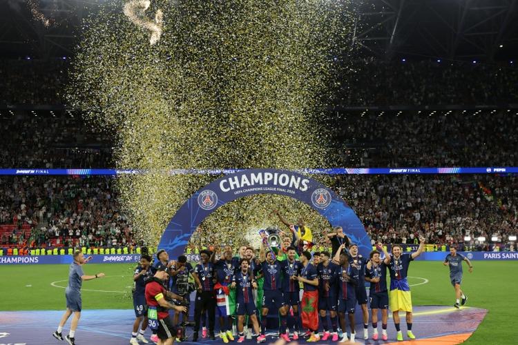 Ligue des champions: le PSG décroche une deuxième étoile au bout du suspense
